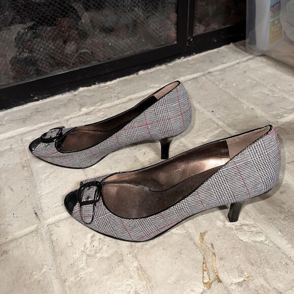 Report Women’s Plaid Peep Toe Heel Pump Shoe Size 9.5 EUC - Picture 4 of 9